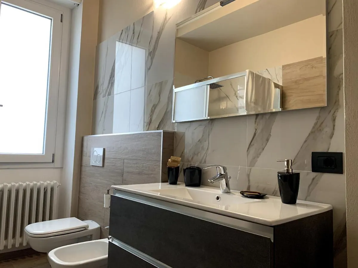 Appartamento Lucia, Lago Di Como, Dongo Apartment