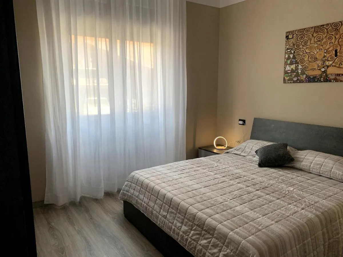 Apartment Appartamento Lucia, Lago Di Como, Dongo Italy