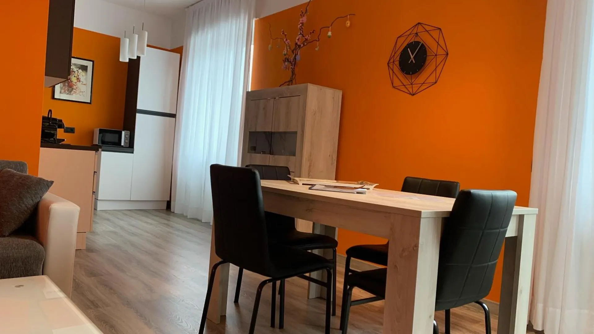 Appartamento Lucia, Lago Di Como, Dongo Apartment