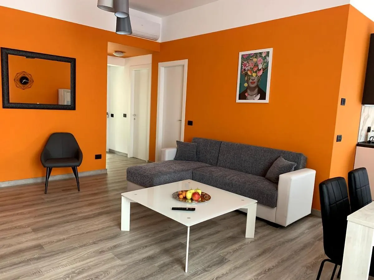 Appartamento Lucia, Lago Di Como, Dongo