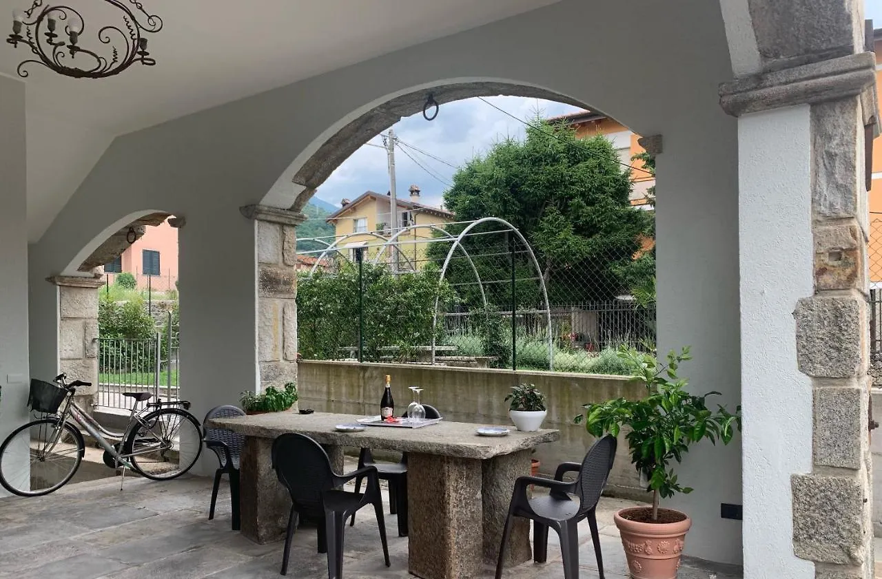 Appartamento Lucia, Lago Di Como, Dongo 0*,